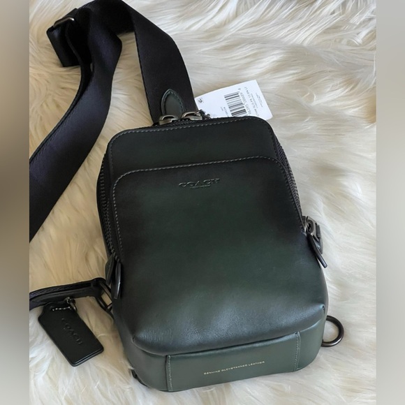 CM371 - Coach Gotham Sling Pack 13 - Picture 5 of 14